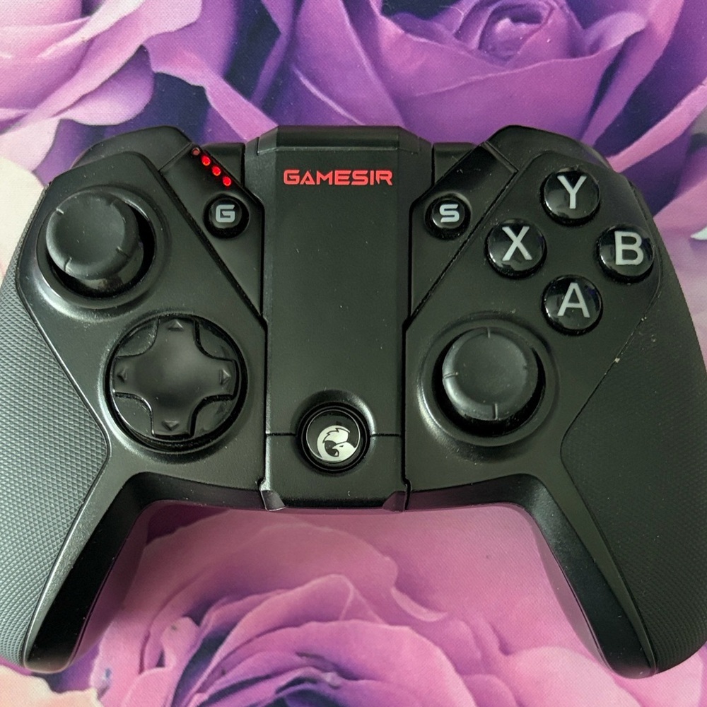 Gamesir G4Pro gaming controller